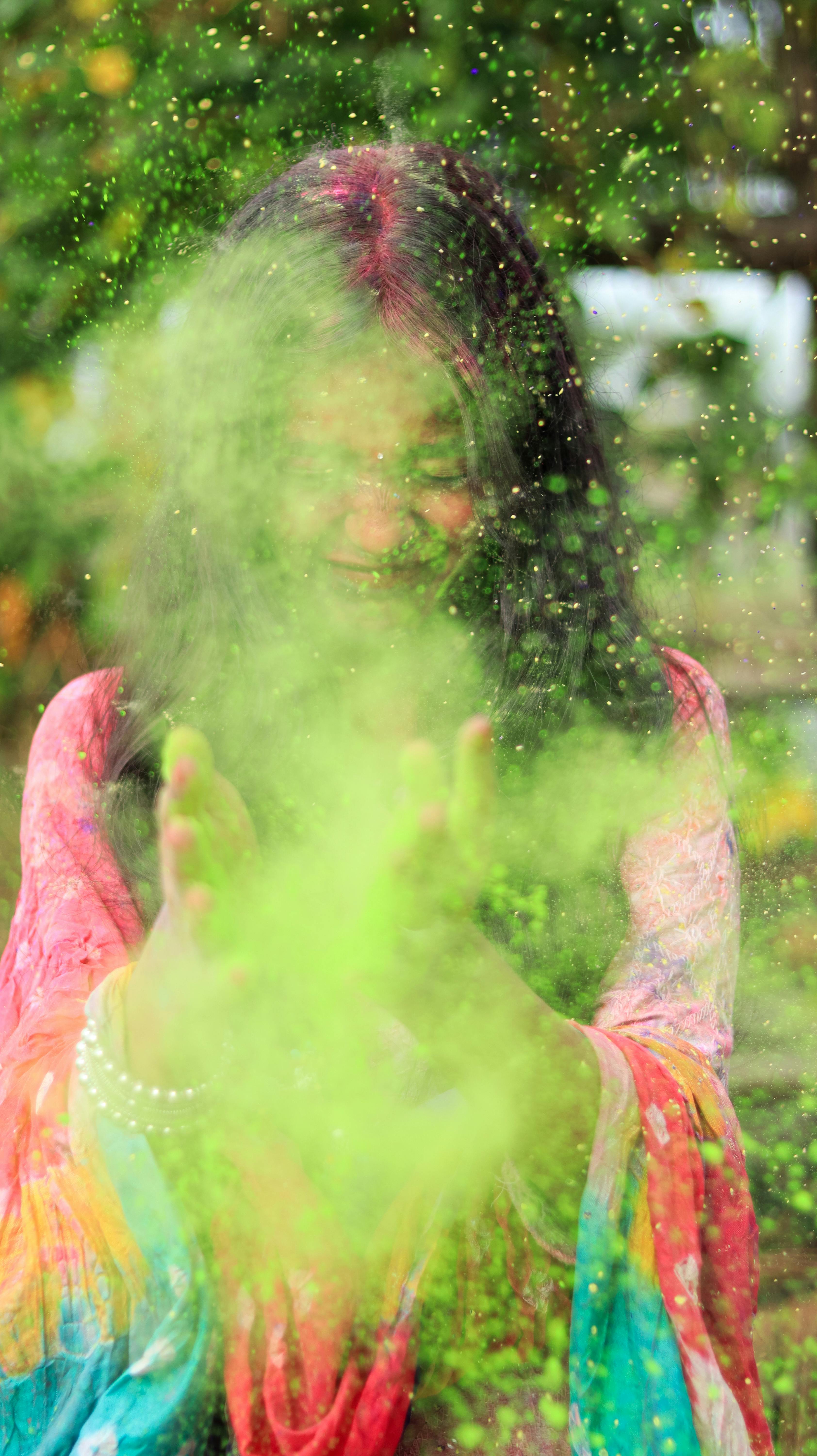 蜂鸟影院精选剧集背景图